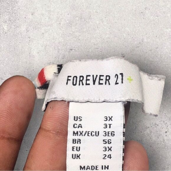 Plus Size Bodysuit Women’s Size 3X Rainbow Open Bow Back Top - Picture 6 of 9